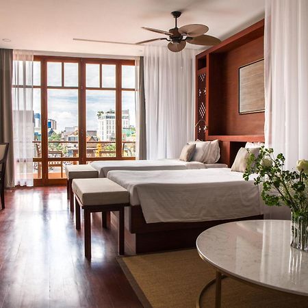 פנום פן Amanjaya Pancam Suites Hotel מראה חיצוני תמונה
